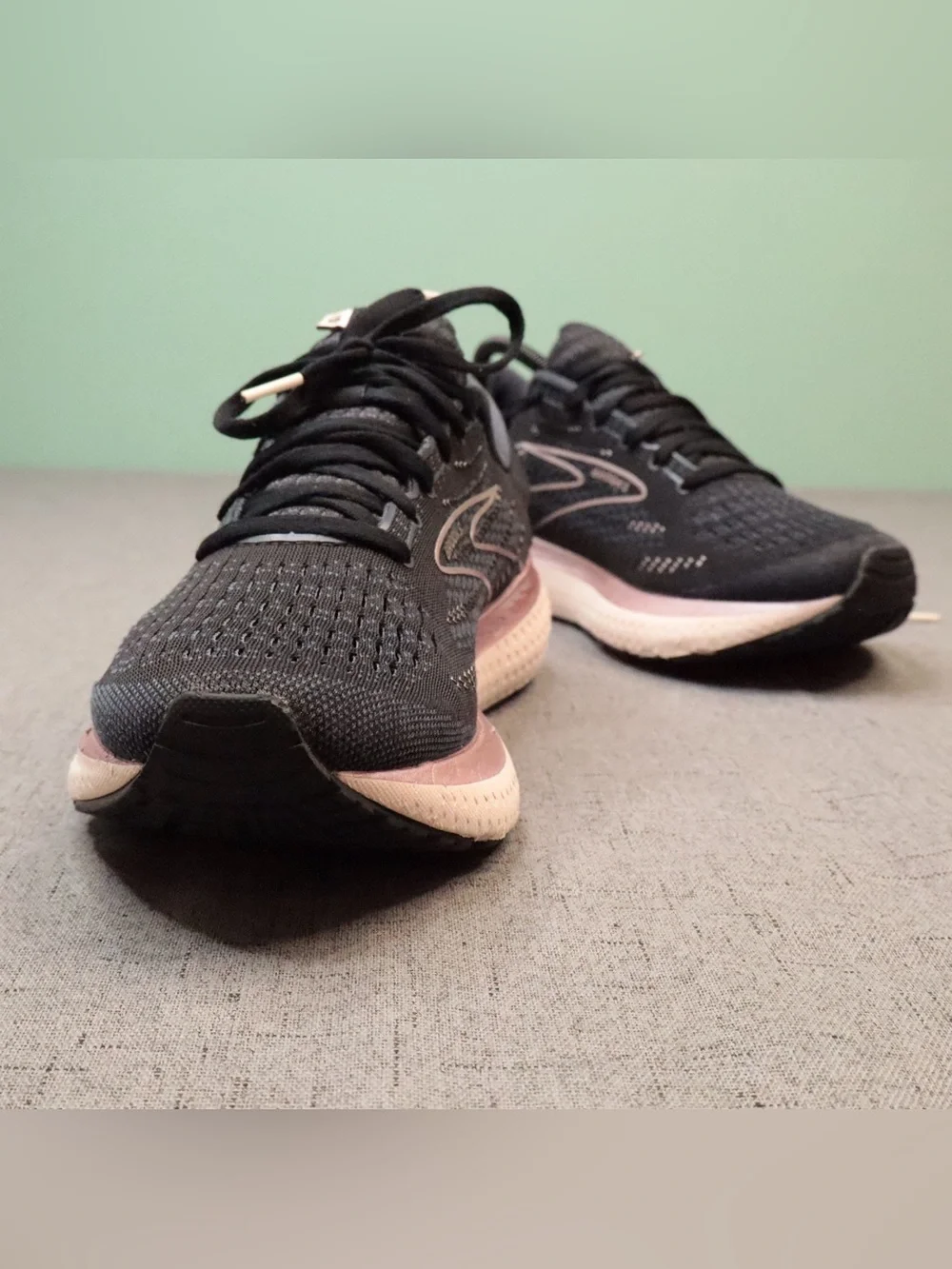 Brooks Glycerin GTS 19 Women's Running Shoes Size 11 Wide (D) Black Metallic